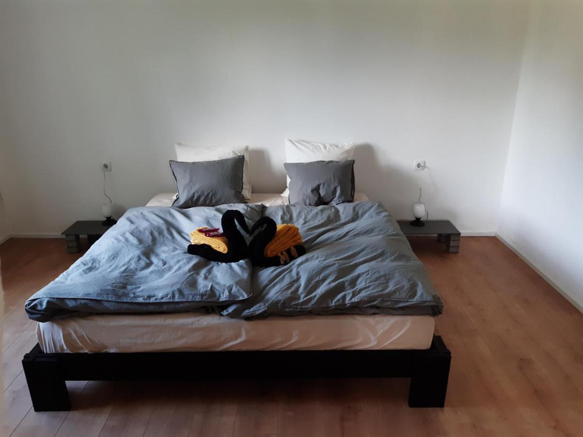 Appartment 28 Wohlfuhl-Panorama-Oase Zwischen 12 Seen Und Flussen In Karnten クラーゲンフルト エクステリア 写真